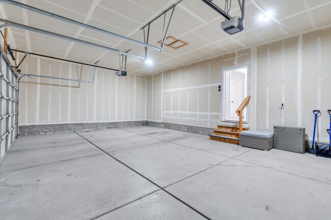 Building Photo - 6258 W Copper Hawk Dr