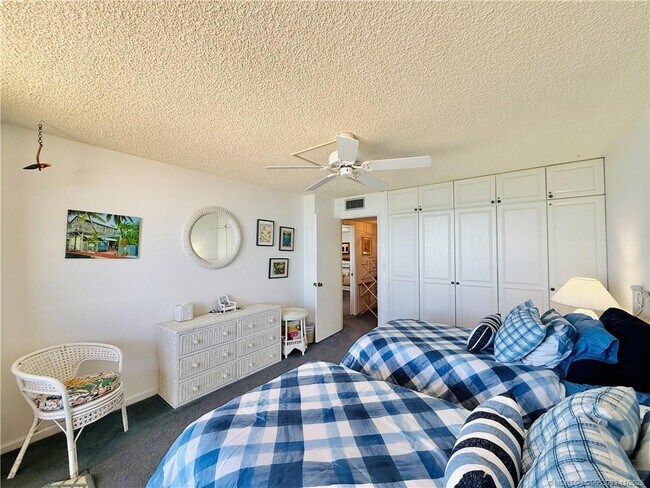 Building Photo - 9500 S Ocean Dr