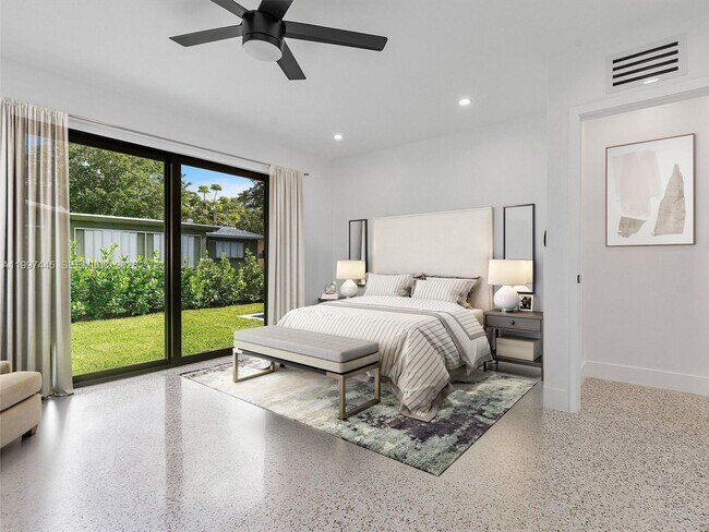 Building Photo - 1751 NE 138th St