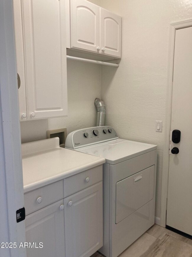 Building Photo - 85 S Sagebrush Way