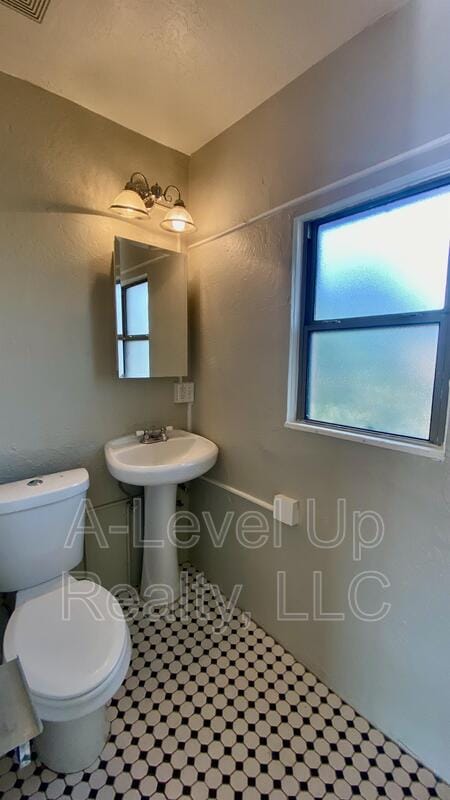 Building Photo - 318 N Euclid Ave