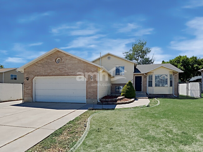 Building Photo - 4877 S 4075 W