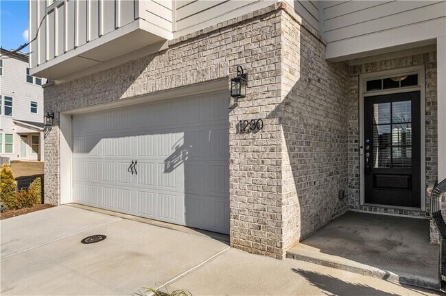 Building Photo - 1230 Weatherway Ln