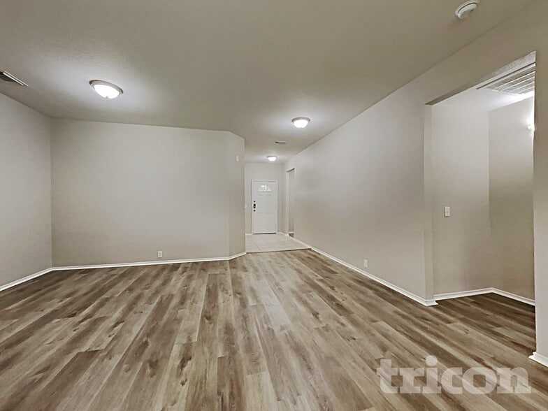 Building Photo - 3741 Pebble Beach