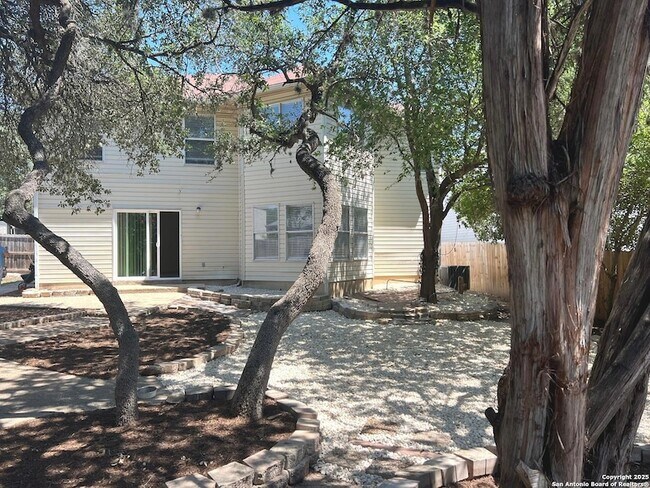 Building Photo - 10206 Windstone Creek