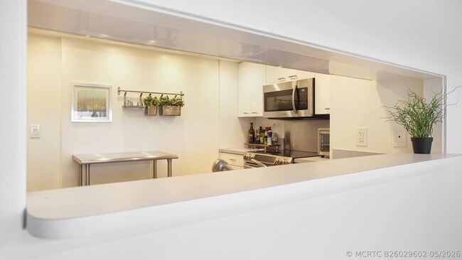 Building Photo - 4750 S Ocean Blvd