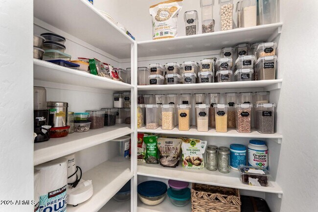 Building Photo - 8773 W Medlock Dr