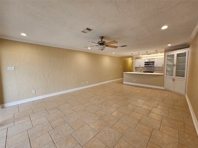 Building Photo - 15575 Marina Dr