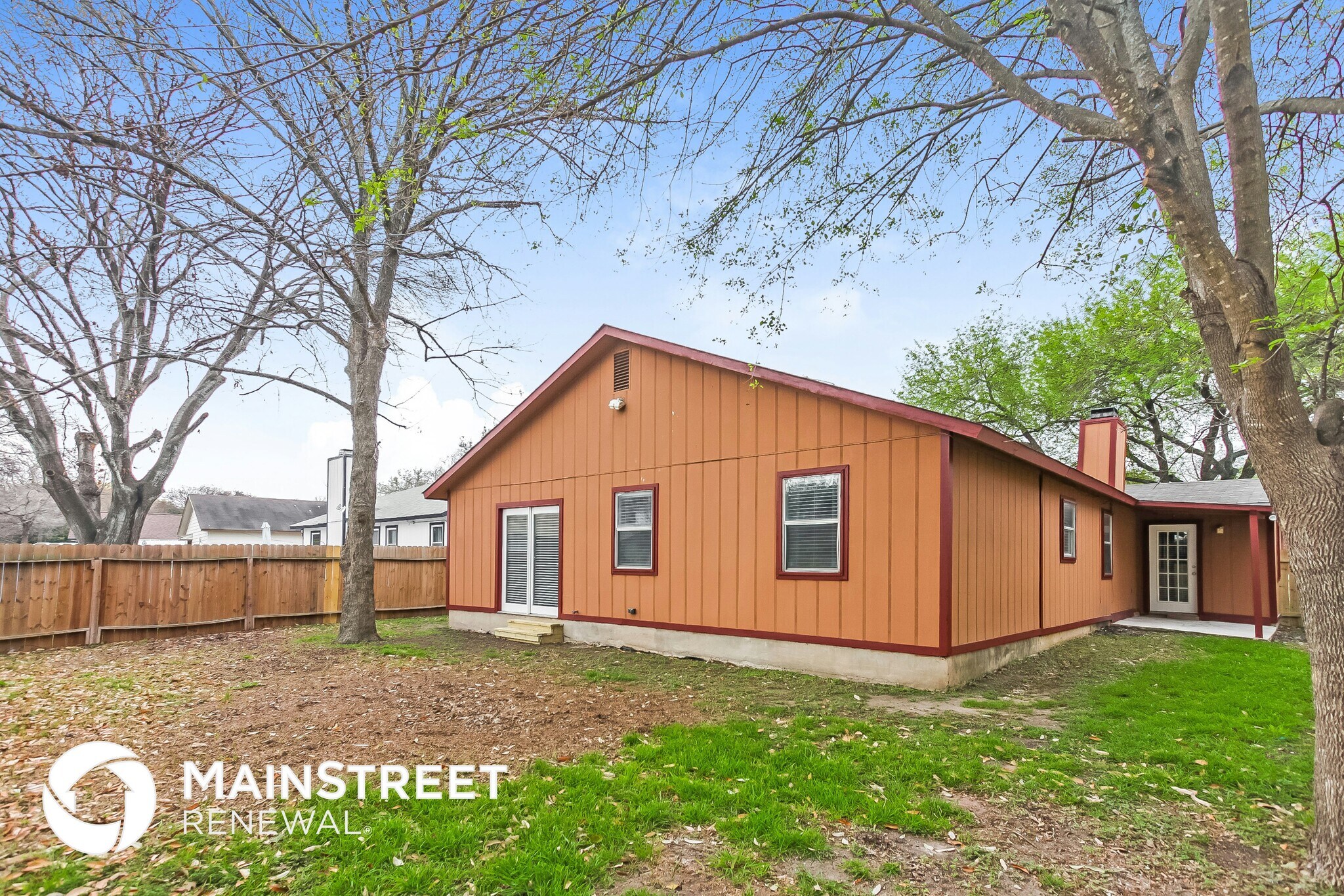 Building Photo - 9054 Chinon