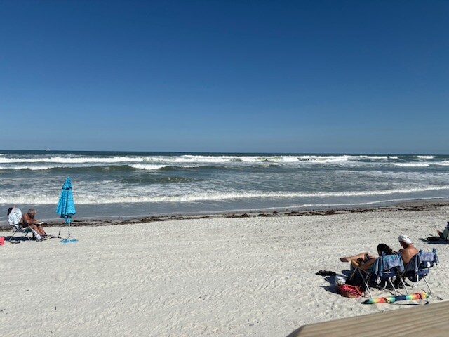 Building Photo - 4565 S Atlantic Ave