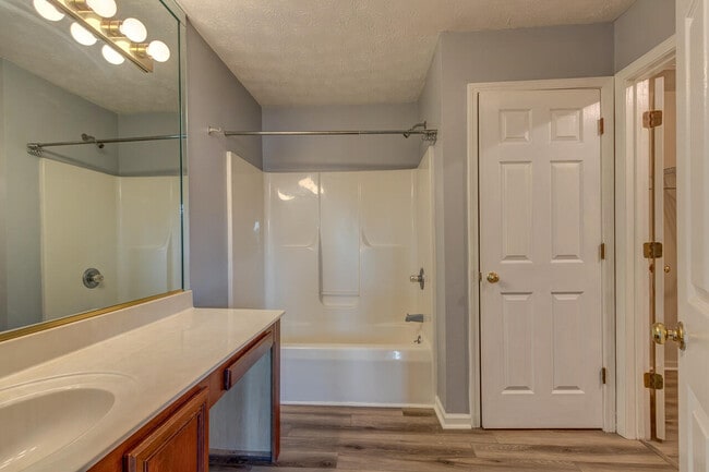 Building Photo - 3789 White Pine Dr