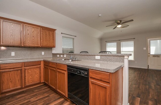 Building Photo - 21134 Normand Meadows Ln