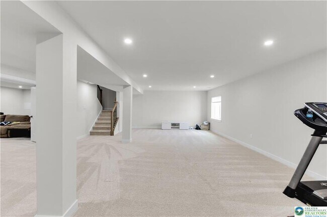 Building Photo - 8548 Lafayette Ln