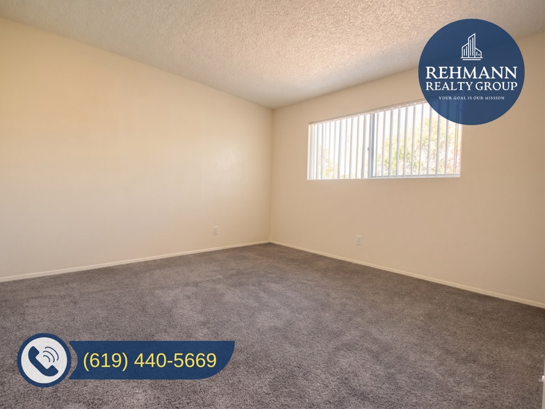 Building Photo - 1010 S Magnolia Ave