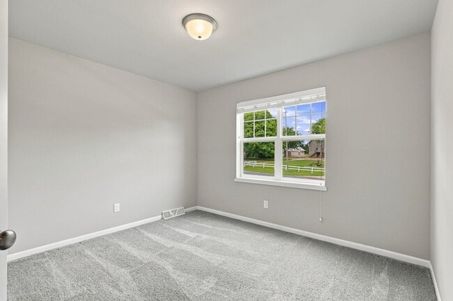 Building Photo - 6158 Driscoll Dr