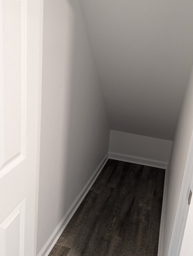 Building Photo - 45 Westcott St