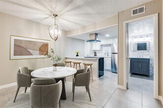 Building Photo - 5833 Harvest Hill Rd