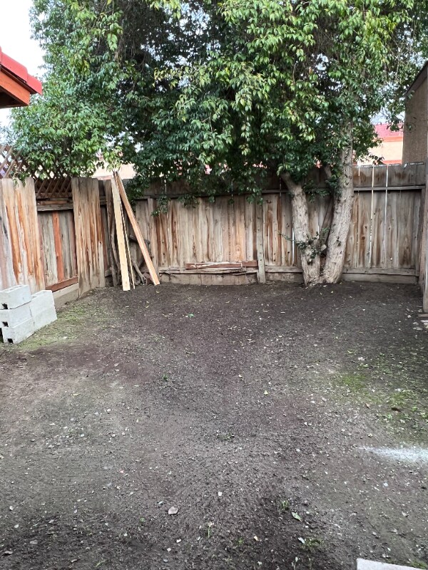 Building Photo - 4312 White Ln