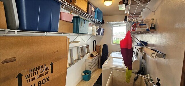 Building Photo - 2009 Riverbluff Pkwy