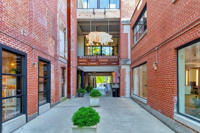 Building Photo - 1521 Layton Ln NW