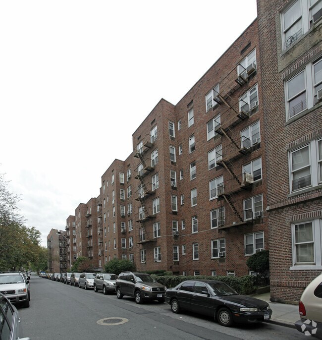14060 Beech Ave 14060 Beech Ave Flushing NY 11355 Apartment Finder
