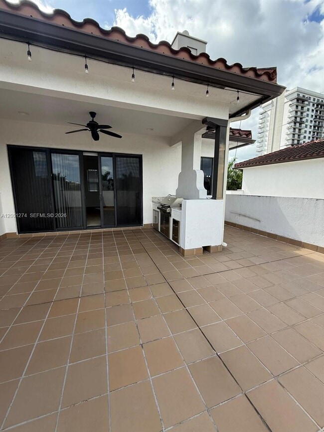 Building Photo - 5186 NW 83rd Ct