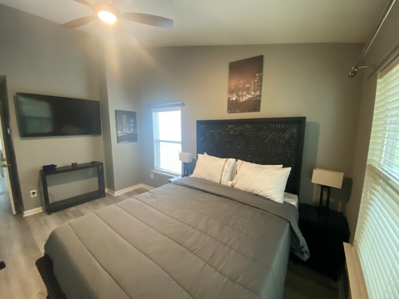 Building Photo - 1269 Liberty Pkwy NW