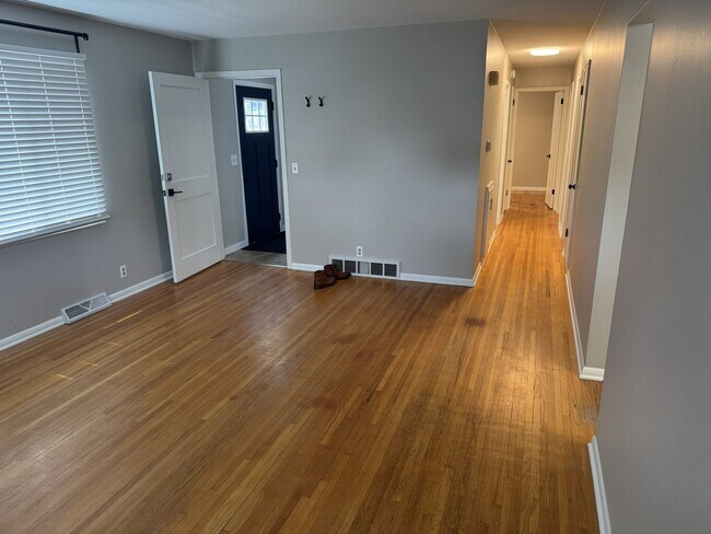 Building Photo - 5856 Washburn Ave S