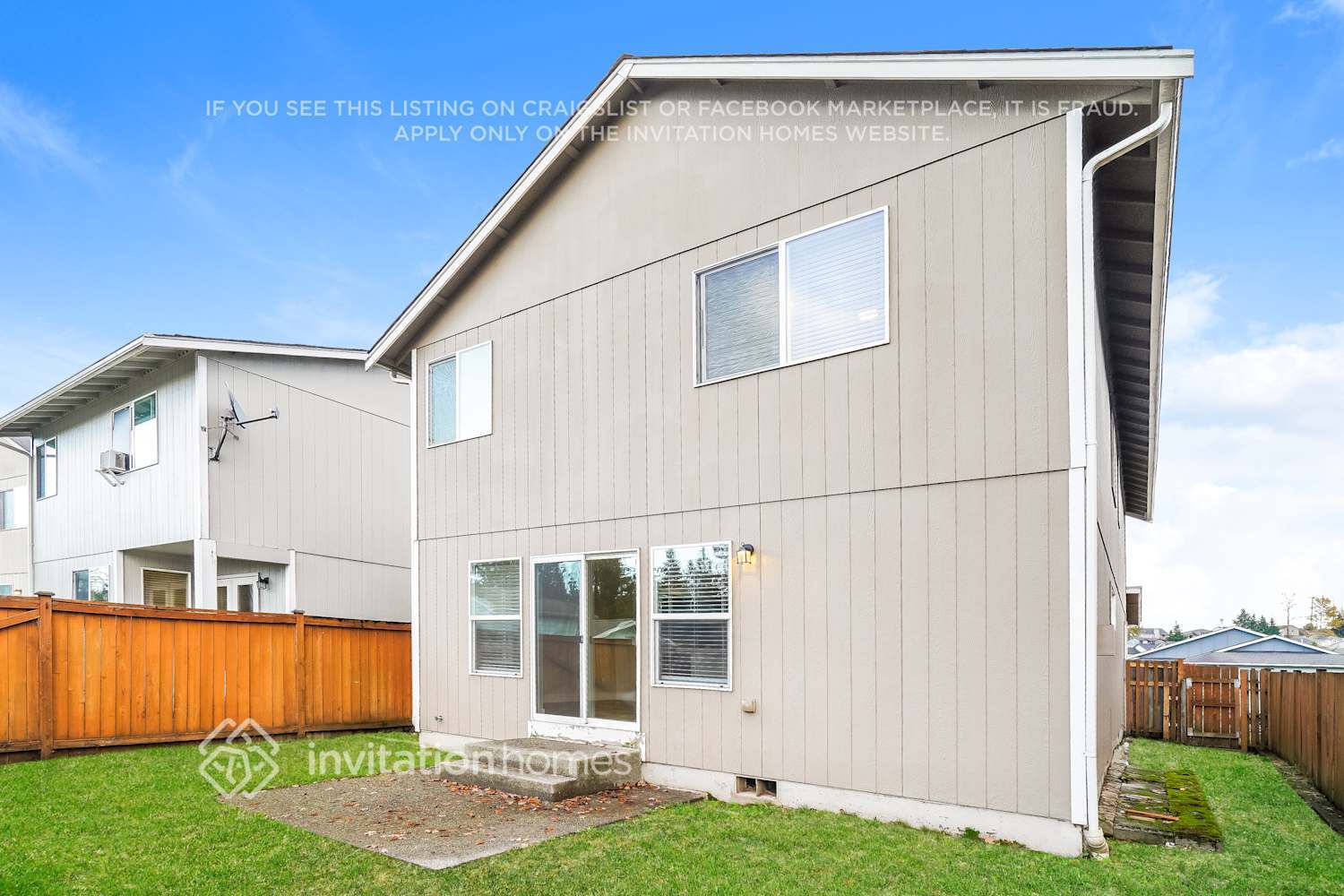 Building Photo - 19420 12th Ave Ct E