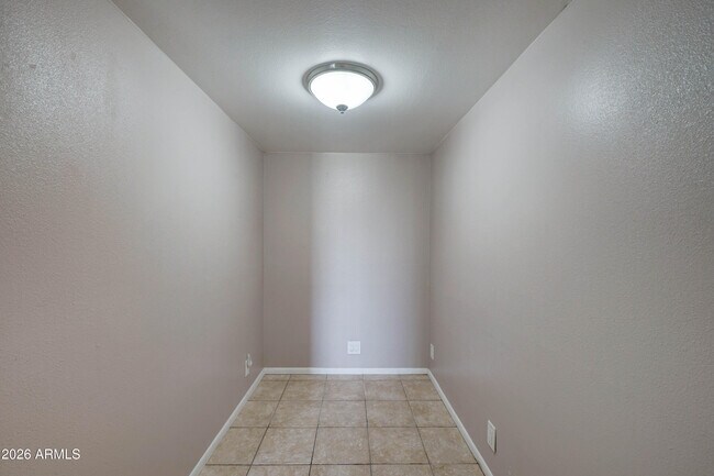 Building Photo - 7940 E Camelback Rd