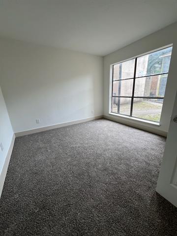Building Photo - 8110 Skillman St