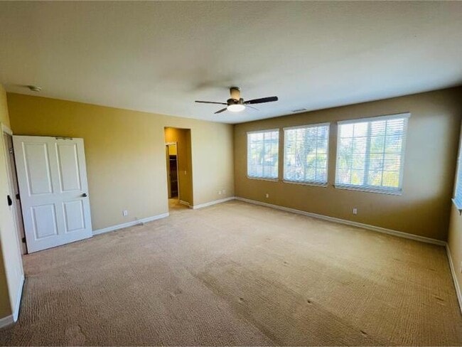 Building Photo - 32391 Alpine Ct