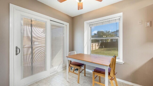 Building Photo - 638 Coral Harbor