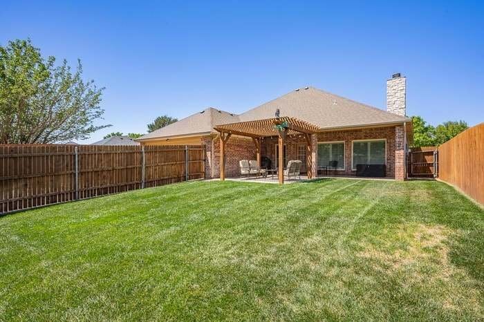 Building Photo - 8117 Vail Drive