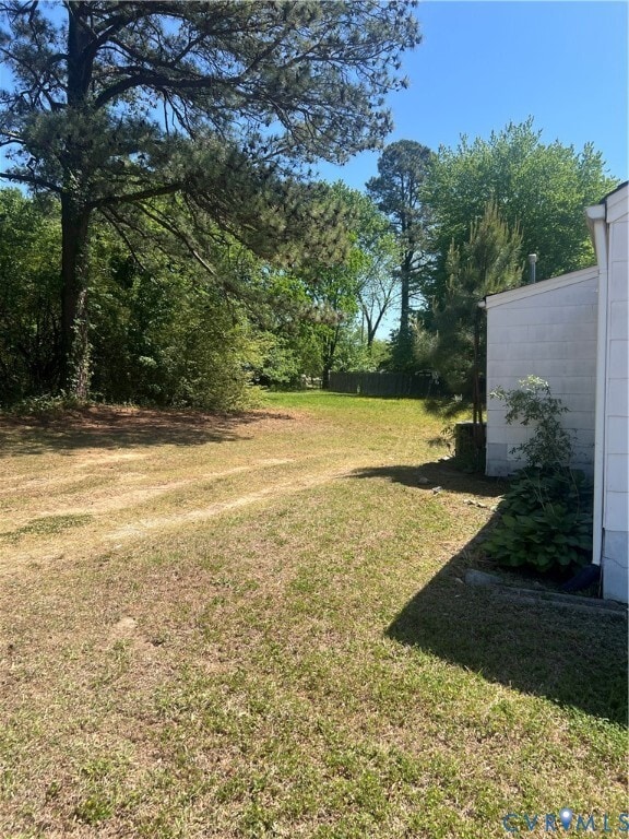 Building Photo - 2107 Johnson St