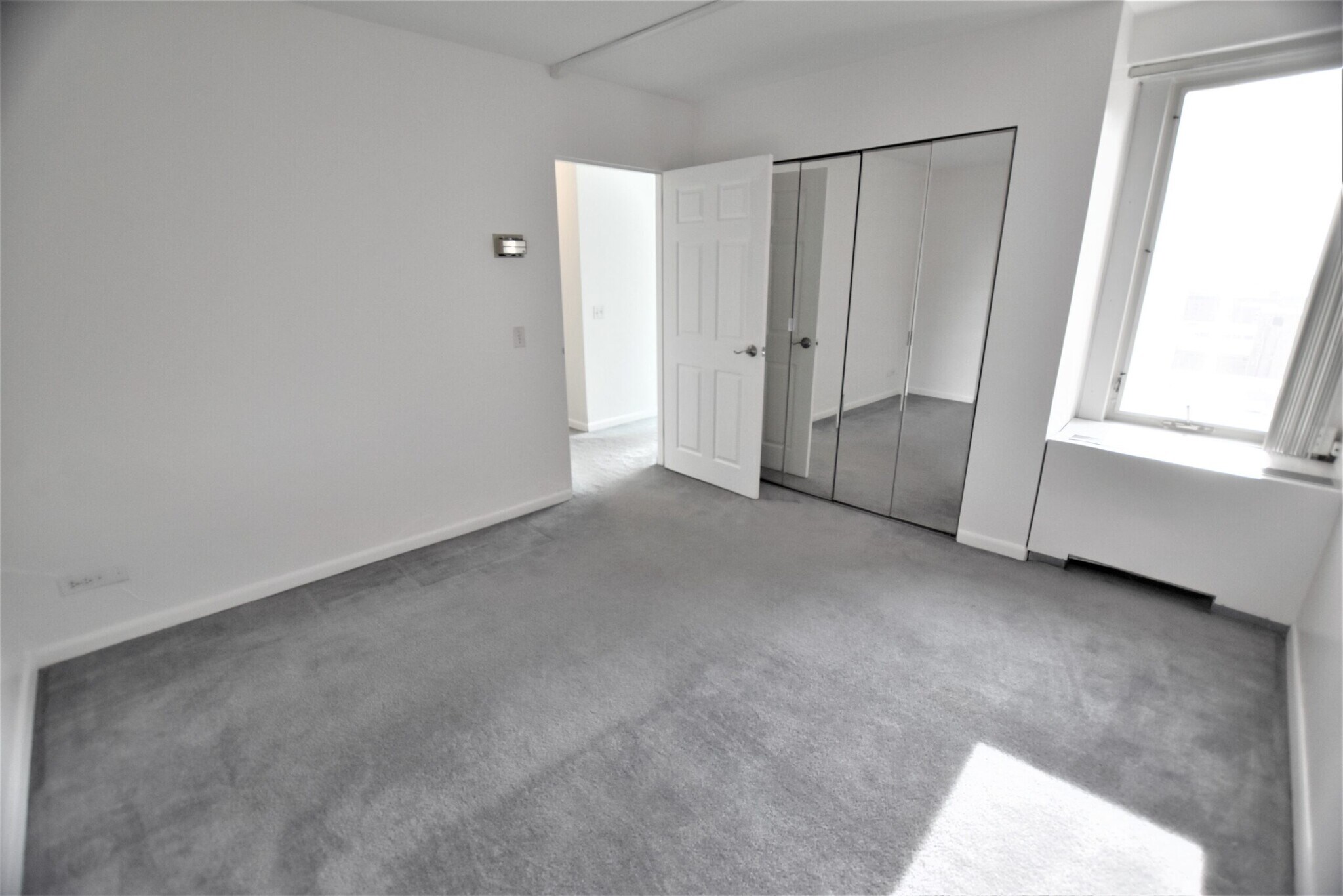 Bedroom - 555 E William St