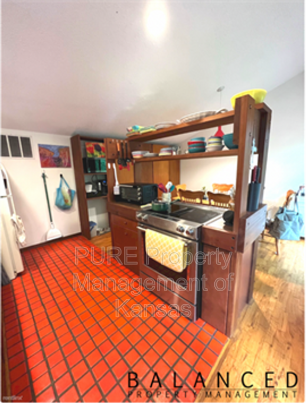 Building Photo - 4870 SW Skyline Pkwy