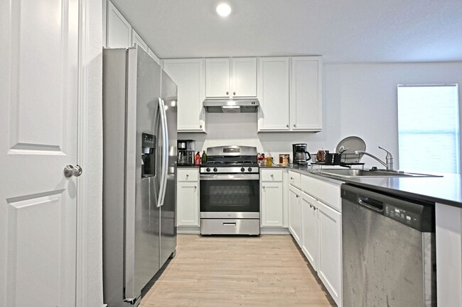 Building Photo - 5115 Schaeffer Rdg