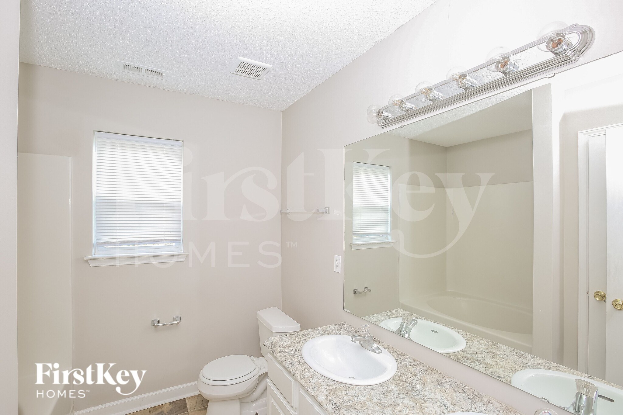 Building Photo - 11114 Palestrina Rd