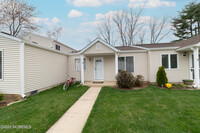 Building Photo - 68 Greenwood Dr