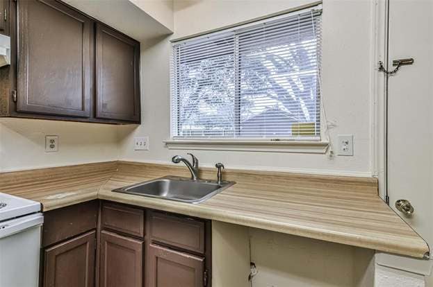 Building Photo - 19311 Lazy Valley Dr