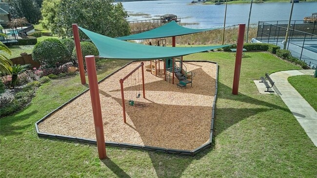 Building Photo - 13565 Fountainbleau Dr