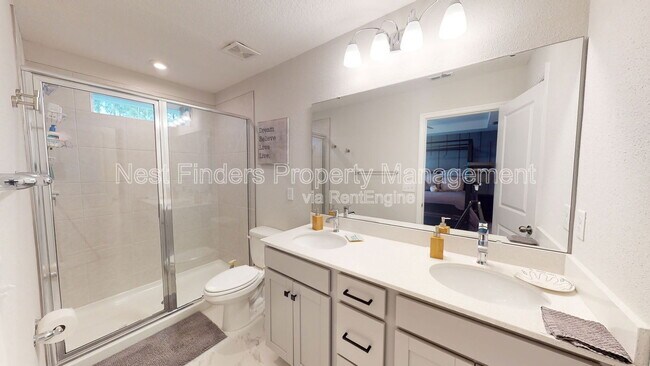 Building Photo - 12079 Calvesta St