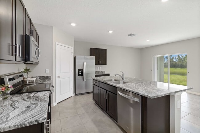 Building Photo - 17309 Reserva Dr