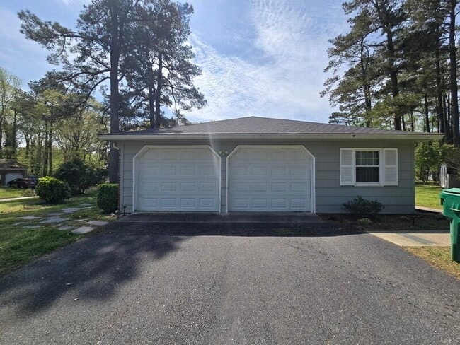 Building Photo - 3316 E Princeton Rd