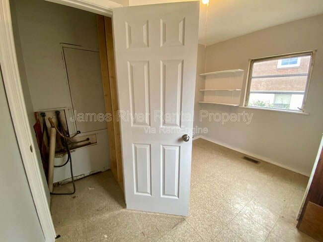 Building Photo - 1805 Ridge Ave