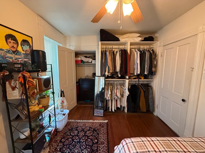 Bedroom and closet - 305 E Maxwell St