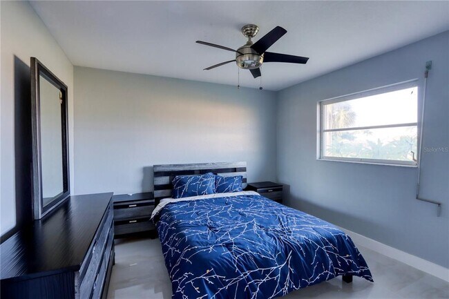 Building Photo - 2500 Rio Lisbo Ct