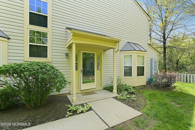 Building Photo - 5 Whistler Dr