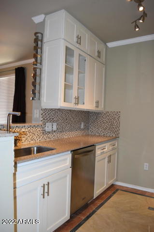 Building Photo - 1701 E Colter St